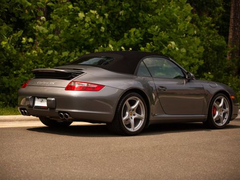 Used 2006 Porsche 911 Carrera 4S AWD/4WD image 6