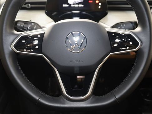Used 2025 Volkswagen ID. Buzz Pro S image 47