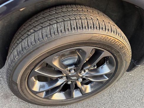 Used 2024 Dodge Durango SXT w/ SXT Blacktop Group image 29