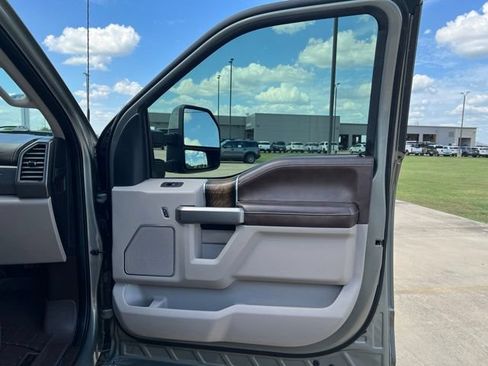 Used 2019 Ford F250 Limited w/ FX4 Off-Road Package AWD/4WD image 23