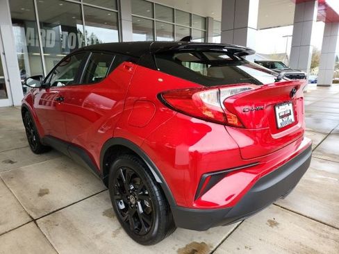 Certified 2022 Toyota C-HR Nightshade image 9