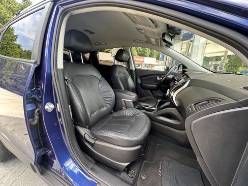 Used 2013 Hyundai Tucson Limited image 9