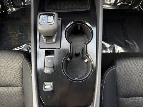 Used 2025 Nissan Rogue SV image 19