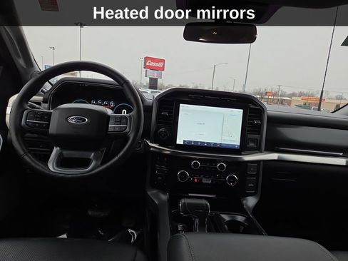 Used 2023 Ford F150 Lariat w/ Trailer Tow Package image 19