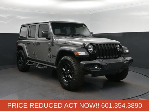 Used 2022 Jeep Wrangler Unlimited Sport AWD/4WD image 9