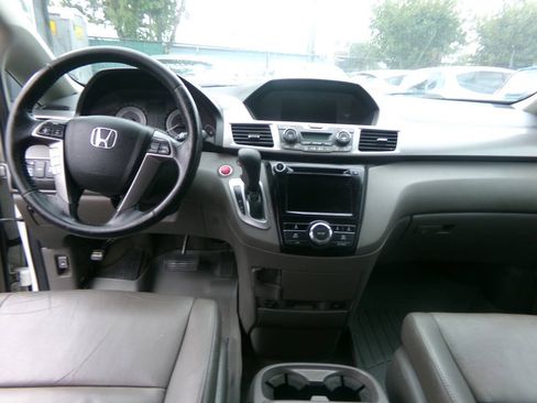Used 2015 Honda Odyssey EX-L image 11