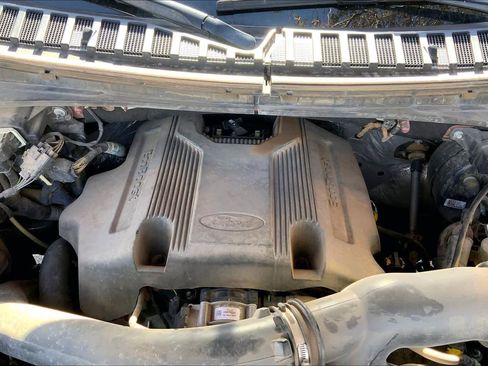 Used 2019 Ford Expedition XLT w/ Equipment Group 202A image 32