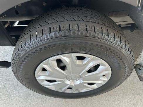 Used 2019 Ford Transit 250 130 Low Roof w/ Exterior Upgrade Package RWD image 5