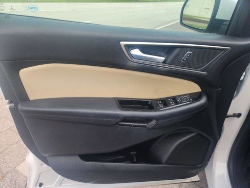 Used 2017 Ford Edge SEL w/ Equipment Group 201A image 10