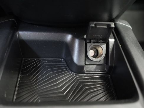Used 2018 Honda CR-V LX image 35