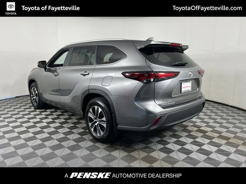 Certified 2026 Toyota Highlander XLE AWD/4WD image 17