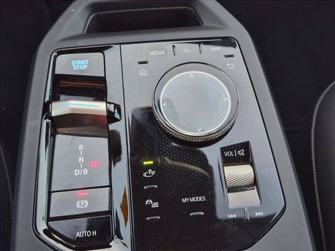 Used 2024 BMW iX xDrive50 w/ Sport Package AWD/4WD image 11