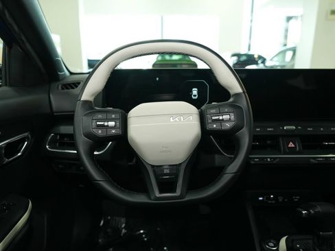 Used 2025 Kia K4 GT-Line FWD image 38