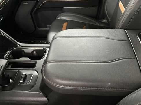 Used 2024 GMC Sierra 1500 AT4 w/ Technology Package image 22