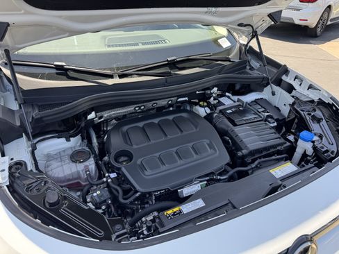 Certified 2025 Volkswagen Tiguan S FWD image 35