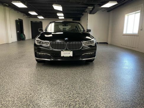 Used 2018 BMW 750i xDrive AWD/4WD image 11