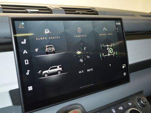 Certified 2025 Land Rover Defender 110 S AWD/4WD image 26