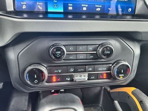 Used 2022 Ford Bronco Badlands w/ Sasquatch Package image 20