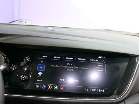 Used 2023 Buick Envision Essence w/ Sport Touring Package AWD/4WD image 18
