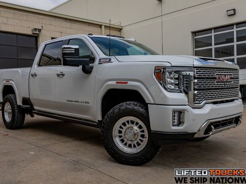 Used 2021 GMC Sierra 3500 Denali w/ Denali Ultimate Package image 1