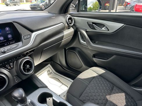 Used 2020 Chevrolet Blazer LT AWD/4WD image 34