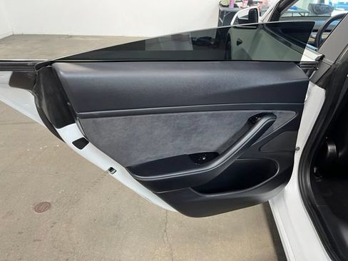 Used 2020 Tesla Model 3 Performance AWD/4WD image 19