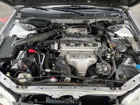 Used 2001 Honda Accord LX image 30