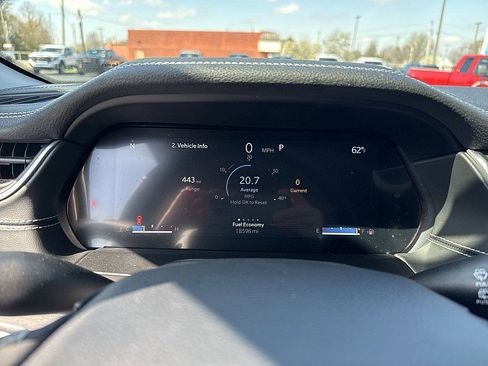 Used 2024 Jeep Grand Cherokee Limited image 11