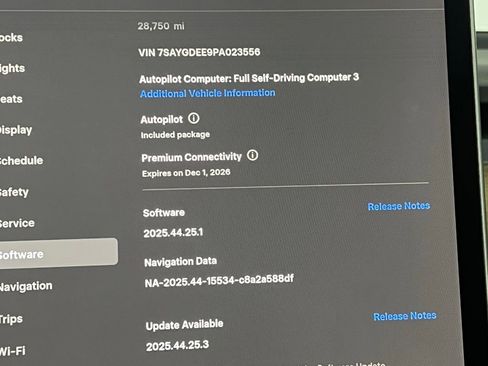 Used 2023 Tesla Model Y Long Range image 15