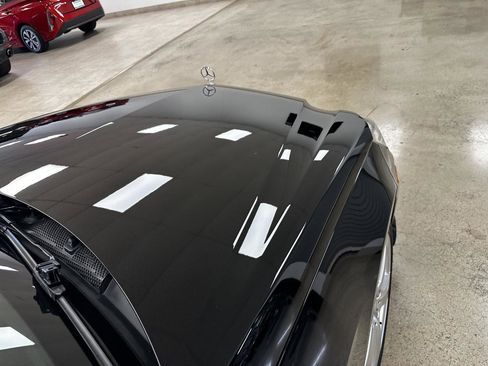 Used 2011 Mercedes-Benz E 350 4MATIC Sedan image 12