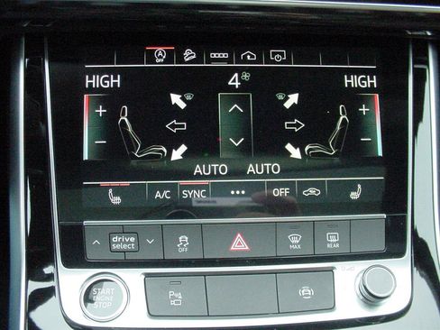 Used 2021 Audi Q7 3.0T Premium Plus w/ Premium Plus Package image 29