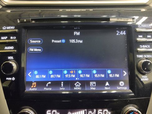 Used 2017 Nissan Murano SL w/ SL Technology Package AWD/4WD image 25