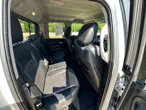 Used 2017 RAM 1500 Laramie RWD image 13