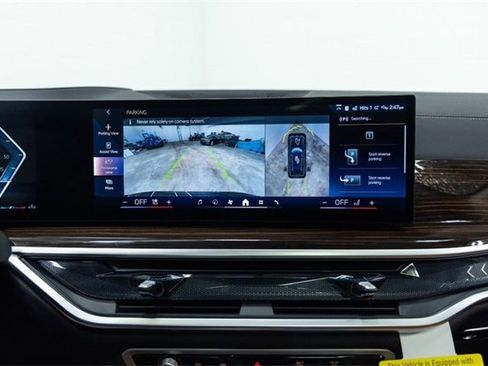 Certified 2025 BMW X7 xDrive40i image 18