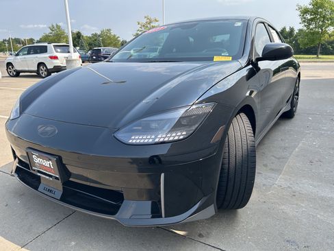 Used 2023 Hyundai Ioniq 6 SEL AWD/4WD image 3