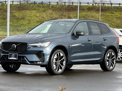 New 2026 Volvo XC60 B5 Plus w/ Protection Package Premier image 7
