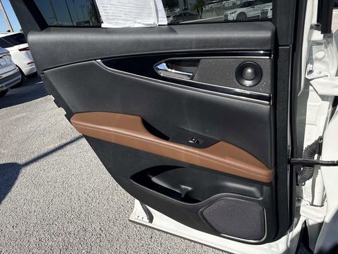 Certified 2023 Lincoln Nautilus Reserve w/ Equipment Group 201A image 13