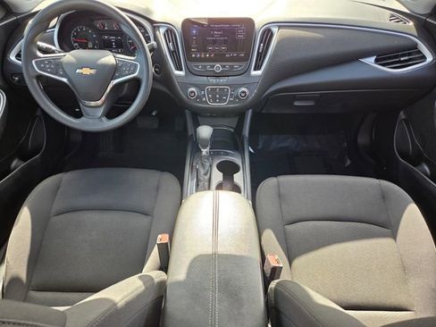 Used 2024 Chevrolet Malibu LT image 16