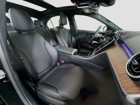 Used 2026 Mercedes-Benz C 300 4MATIC Sedan image 30