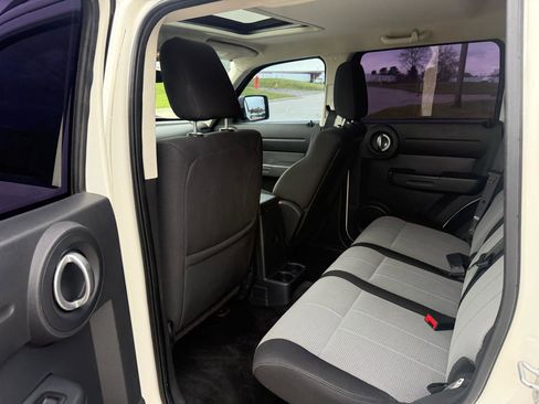 Used 2008 Dodge Nitro SXT w/ Sun & Wheels Group AWD/4WD image 14