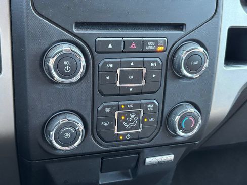Used 2014 Ford F150 XLT w/ Equipment Group 302A Luxury AWD/4WD image 10