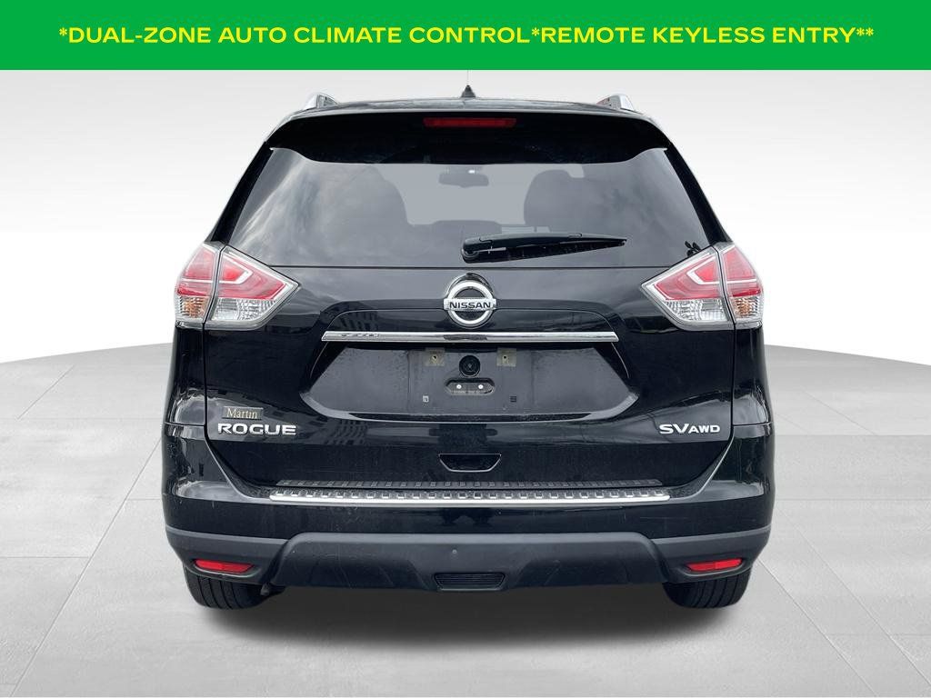Used 2015 Nissan Rogue SV AWD/4WD image 4