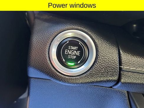 Used 2021 Buick Envision Preferred AWD/4WD image 16