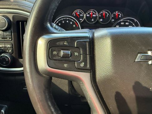 Used 2020 Chevrolet Silverado 1500 LT Trail Boss w/ Convenience Package AWD/4WD image 17