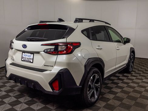 Used 2024 Subaru Crosstrek 2.0i Premium w/ Crosstrek Mirror Package AWD/4WD image 13