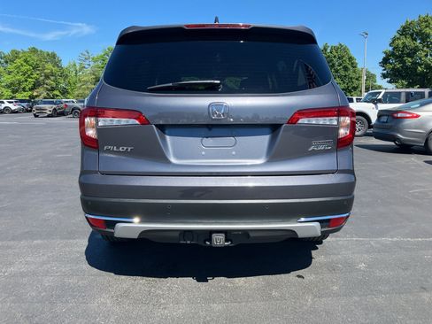 Used 2022 Honda Pilot Touring image 6