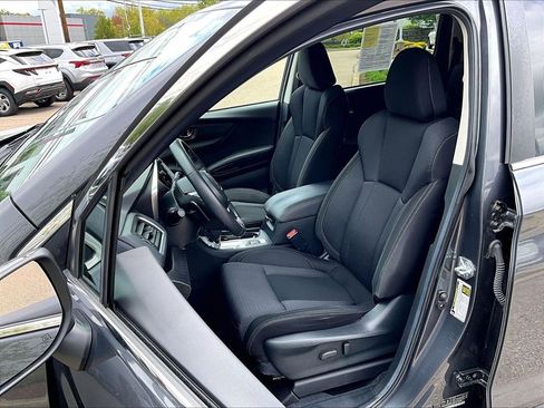 Used 2023 Subaru Ascent Premium w/ Convenience Package AWD/4WD image 10