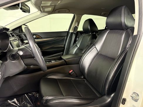 Used 2023 Nissan Maxima SV w/ Floor Mat Group image 20