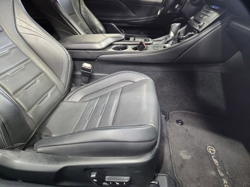 Used 2016 Lexus RC 200t RWD image 7
