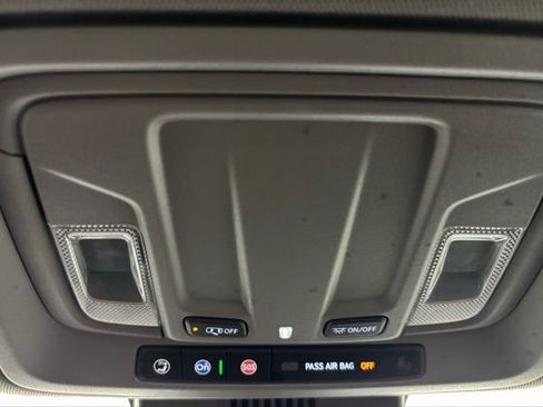 Used 2022 Chevrolet Silverado 1500 Custom image 22